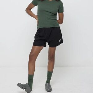 Everybody World Everyday Shorts - Medium - black